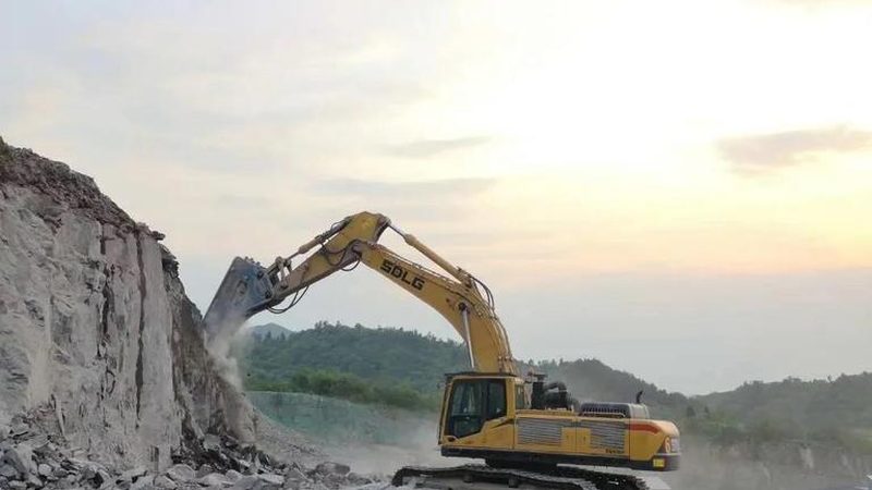 成都路面机械品牌排名：揭秘背后的技术实力与市场策略